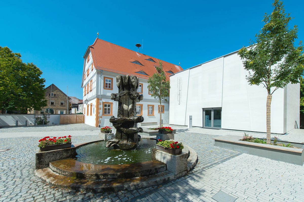 Außengestaltung Zehnthof in Bergrheinfeld