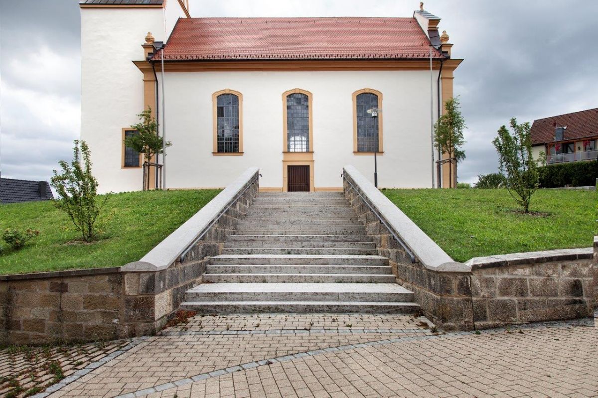 kirche pfersdorf außensanierung